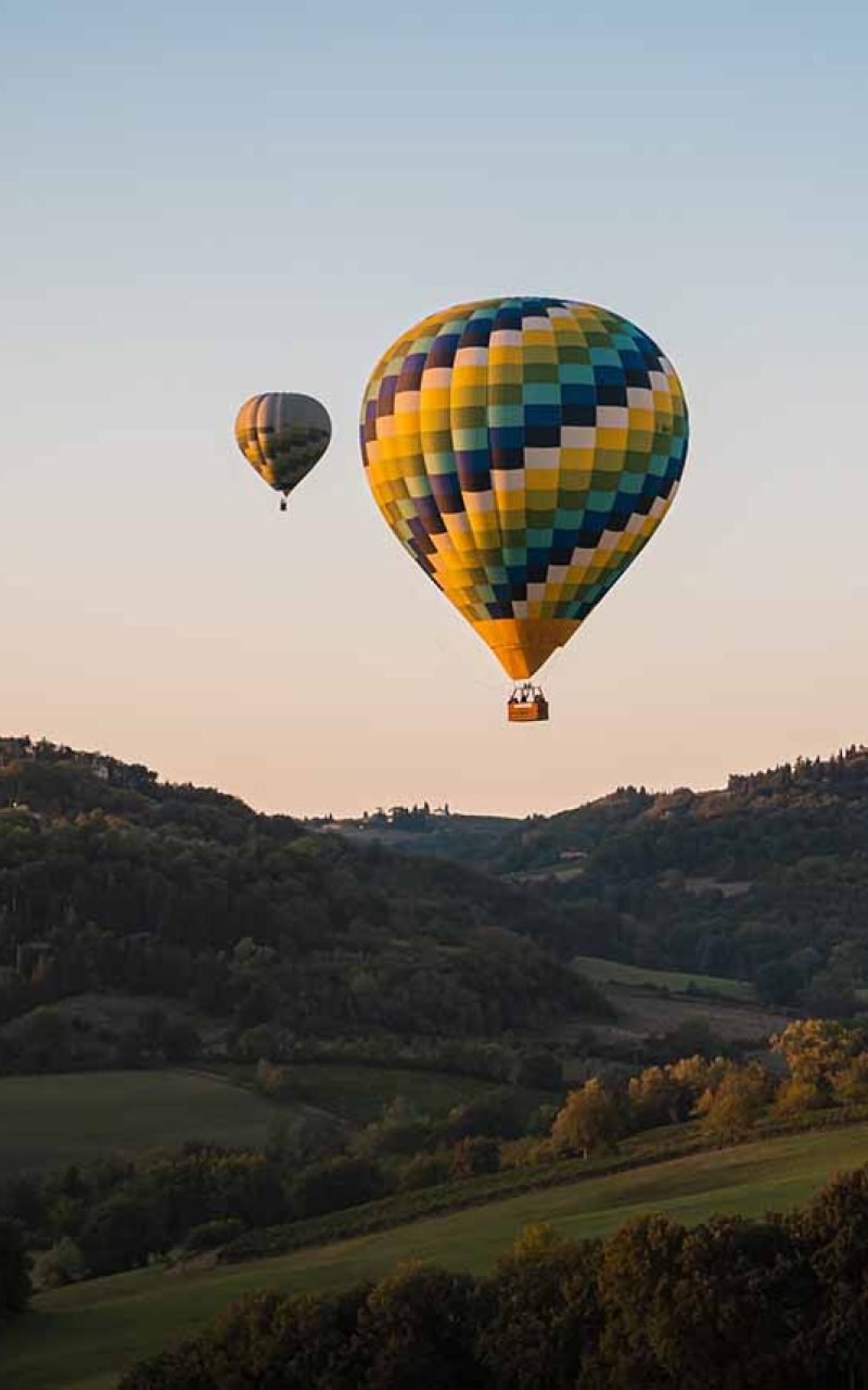 Tuscany-Ballooning-hot-air-balloon-over-Tuscany-copia.jpg